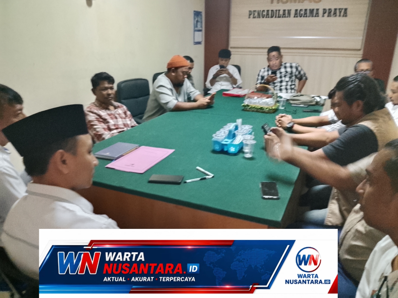 AUDENSI DI PENGADILAN AGAMA PRAYA, BERAKHIR TANPA SOLUSI HALTE, FP4, DAN AMUK NTB DESAK KEPASTIAAN IKRAR TALAK PMI .