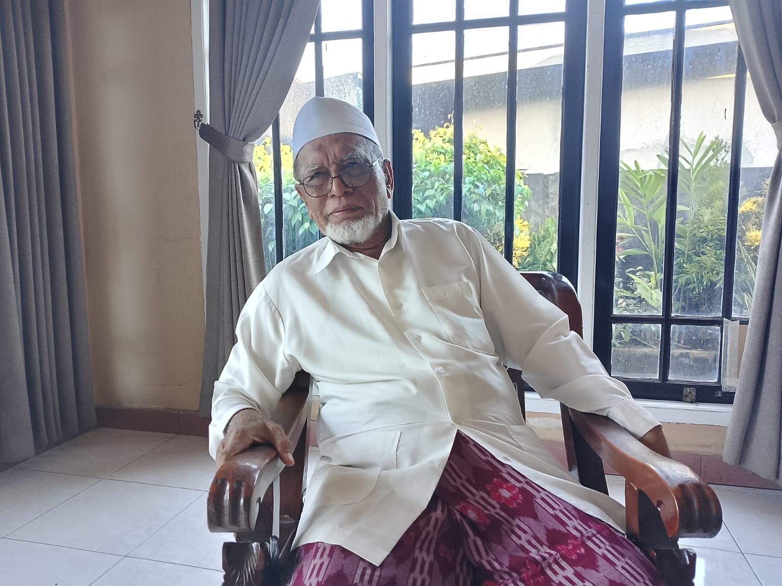 MUI KABUPATEN LOMBOK BARAT KECAM KECAM PENISTAAN AL QURAN, MINTA APARAT BERTINDAK CEPAT